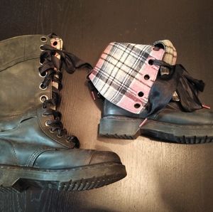 Dr. Martens 1914 Triumph women's 7